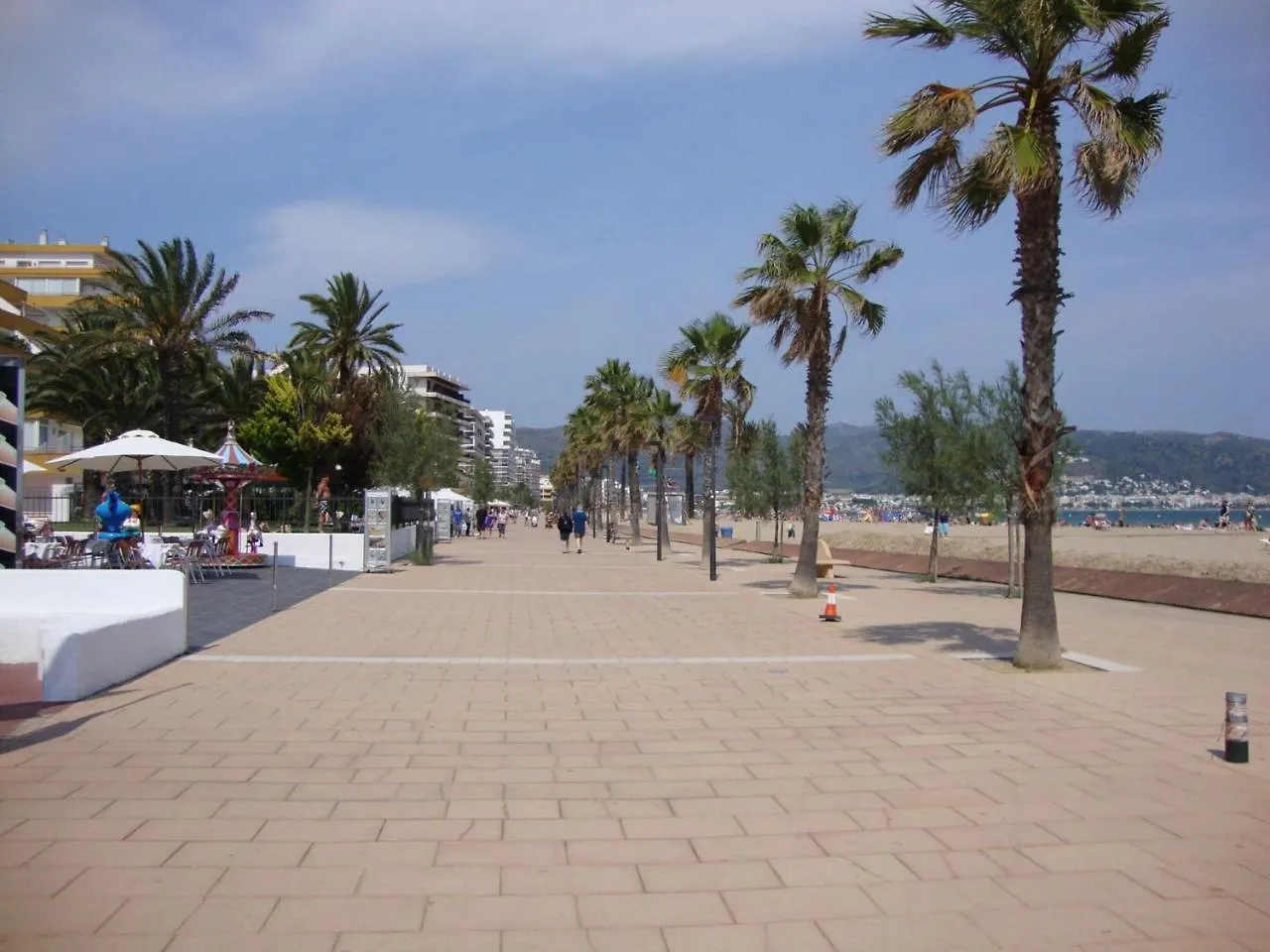 Mileni 3 1 1 4 Roses - Immo Barneda Apartamento